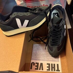 Veja Women’s Black Sneakers